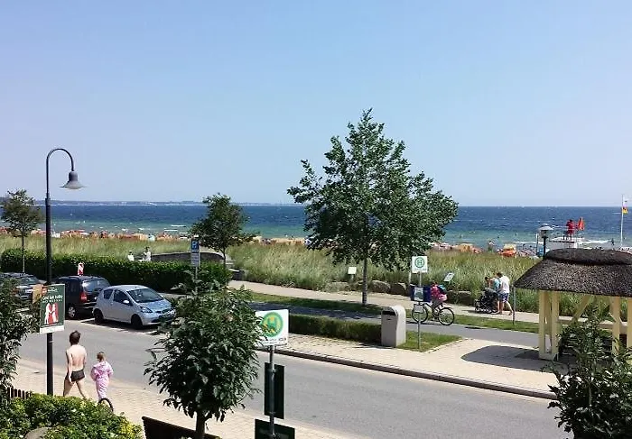 Strandallee 50, Mit Direktem Meerblick *